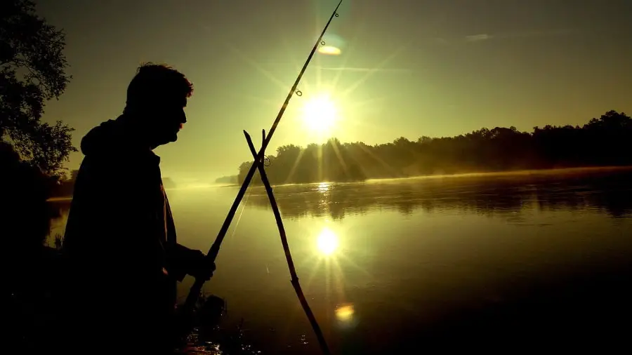 How to Catch Catfish from a Riverbank – Mountain Trails Fishing